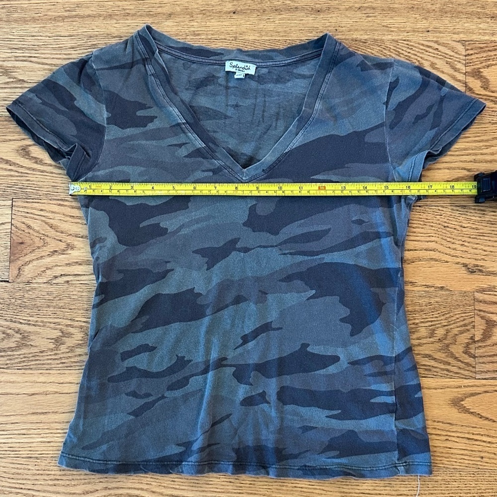 Splendid Kate V Neck in Camo in Size XS (no longer available on website) - Picture 3 of 7
